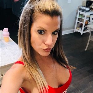 Meet your Posher, Colby